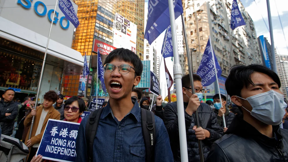 Demokratiaktivisten Tony Chung, fotograferad 2019 under en protest i Hongkong.