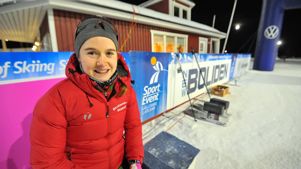 Lisa Ingesson ser fram emot sin tävlingsdebut som senior på fredag i Bruksvallarna - även om försäsongen har blivit delvis sabbad av sjukdomar.