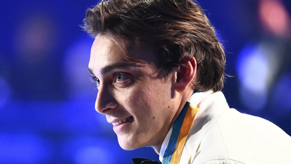 Duplantis under förra årets idrottsgala där han vann i inte mindre än fyra kategorier.