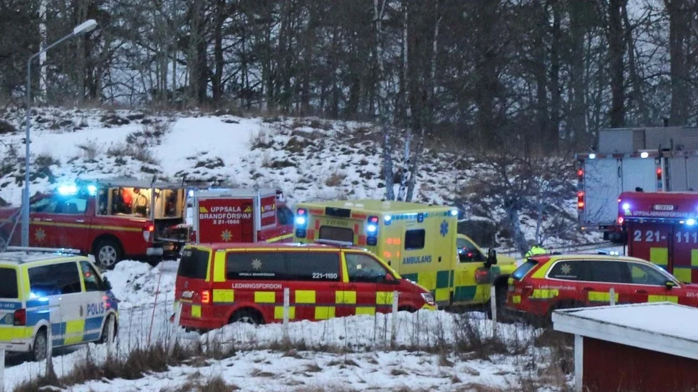 En villabrand i Almunge ledde till ett stort räddningspådrag under onsdagskvällen.