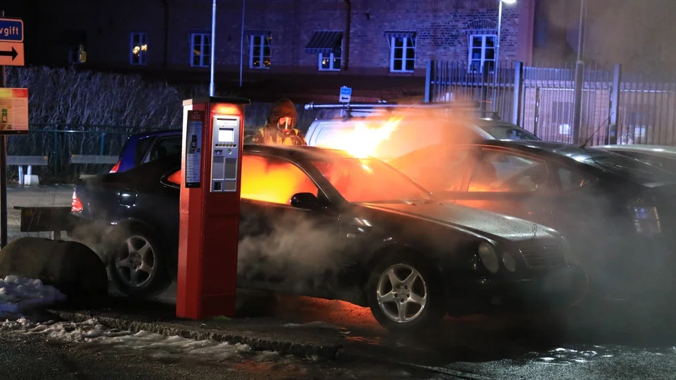 Bilbranden i Ekeby i Uppsala misstänks vara anlagd.