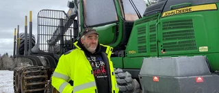 Ilska hos bönder över rekorddyr diesel: "Det är slutkund som får betala"