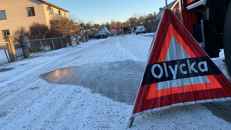 Räddningstjänsten larmades vid 5-tiden på annandagens morgon till en villabrand i Fyrby.