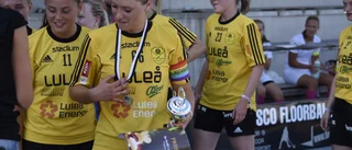 Notas tog hem damklassen