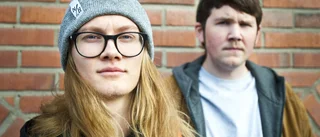 Landssorg med tung musik