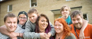 Familjehem: Fyra egna och tre extra – här bor alla under samma tak