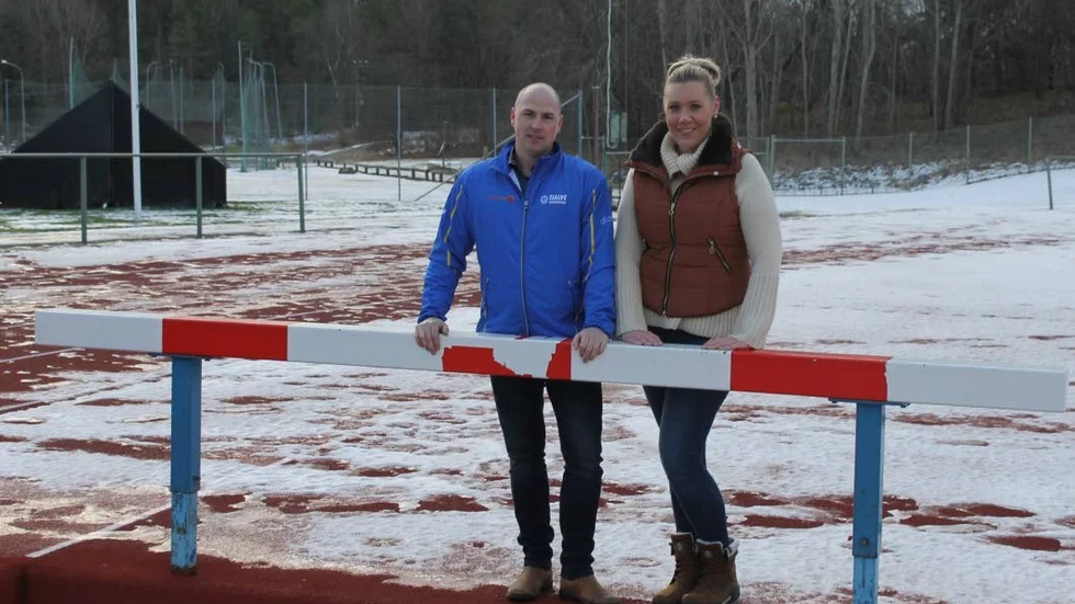 Vill ha svar. Peter Warma, ordförande i Tjalve, och Sylvia Nilsson (M) vill se en upprustning av Borgsmo IP.