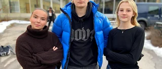Enköpingsstudenter om festandet och framtiden efter examen