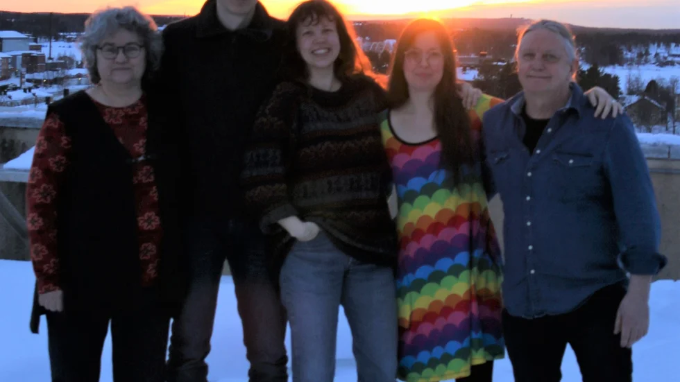 Kandidater till kommunvalet i Luleå. Från vänster Annika Eriksson, Sven Persson, Evelina Rydeker, Malin Svedjeholm och Lothar Bellgardt. 