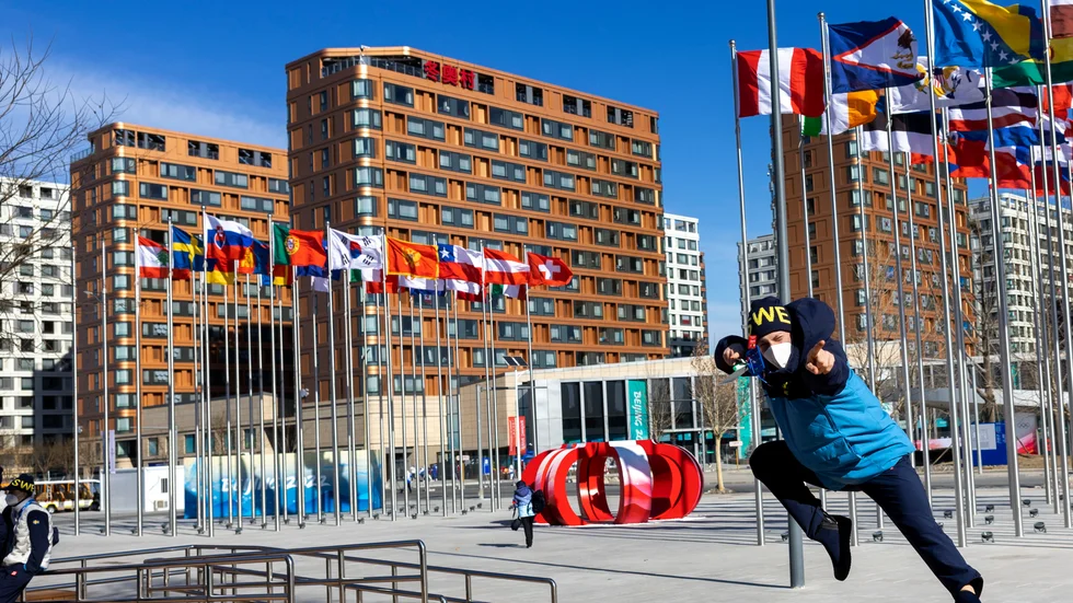 Konståkaren Nikolaj Majorov är på plats i OS-byn vid vinter-OS i Peking 2022.