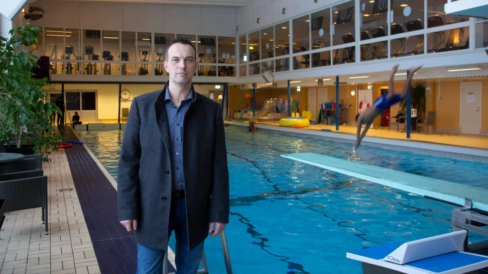 Enligt Andreas Nilsson, ordförande för Norrlands simförbund, är livslängden för Öjebyns simbassäng förbrukad. (Arkivbild)