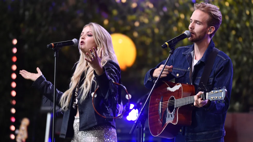 Smith & Thell har slagit igenom stort. Deras hit "Goliath" har snart 37 milijoner lyssningar på Spotify.