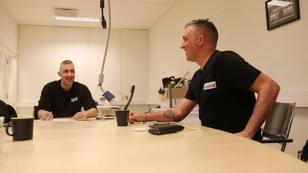 "Vi kompletterar varandra skitbra men det händer såklart att vi går i clinch men det är inte så ofta", säger Billy.
