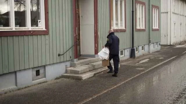 Mordplatsen. I det här bostadshuset i Lycksele mördades kvinnan.