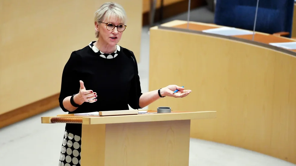 Margot Wallström (S) hade svårt att svara på konkreta frågor under riksdagens utrikespolitiska debatt.