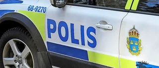 Polisbesök i bostad gav resultat: Fyra män misstänks för brott