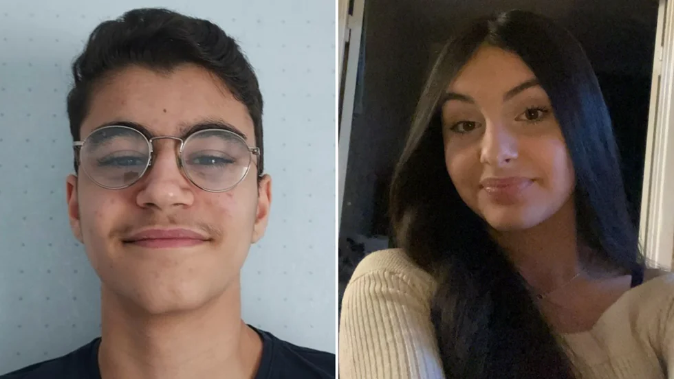 Anou Rofoo och Maily Abdulwahab är två av eleverna som skapat konstverket. De hoppas få andra att inse hur viktigt det är att bevara havets koraller.
