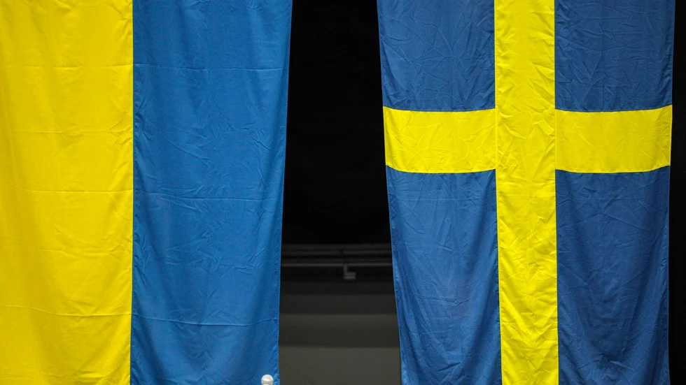 Skribenten tycker att det behövs mer solidaritet med Ukraina från andra än folket och staten.