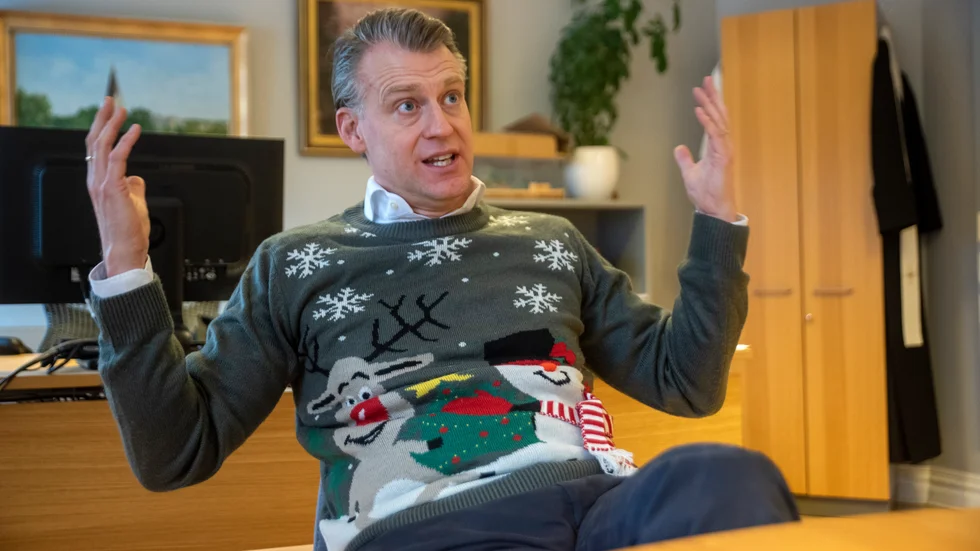 Enligt kyrkoherde Pär Österlund har Finspångs församling inget val. Risinge prästgård måste säljas för att hålla ihop församlingens ekonomi i tider av sviktande medlemsunderlag.