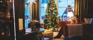 Julstämning i nybyggda villan vid vattnet