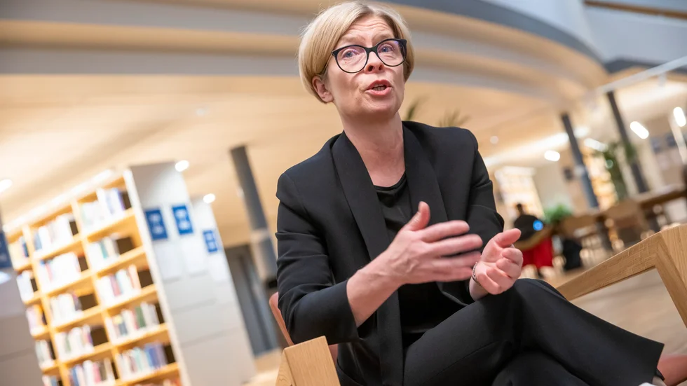 Efter onsdagens protester på LTU kommer rektor Birgitta Bergvall-Kåreborn inte att ändra sitt beslut om nedstängningen.