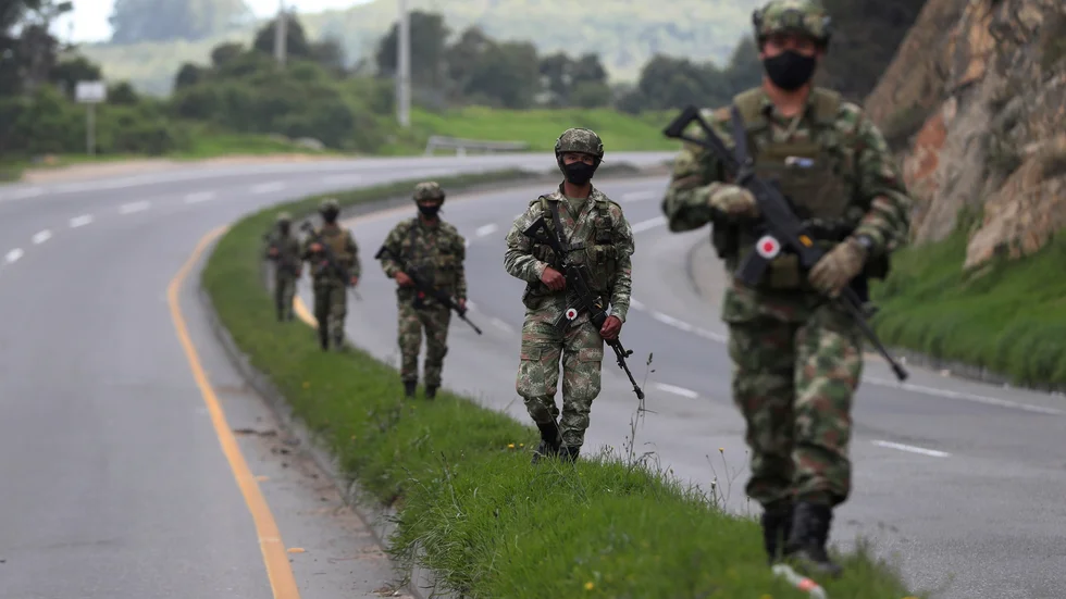 Colombiansk militär patrullerar. Arkivbild.