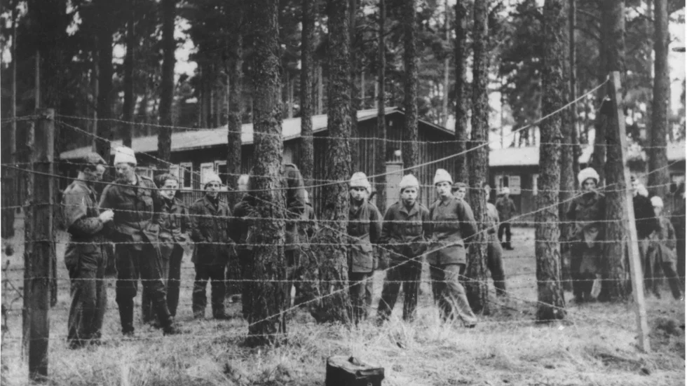 Efter andra världskriget lade sig Sverige platt för Sovjetunionen, erkände ockupationerna av de baltiska staterna och genomförde den skamliga baltutlämningen, skriver Gunnar Hökmark, ordförande för tankesmedjan Frivärld. På bilden baltiska soldater i Ränneslätt utanför Eksjö i väntan på utlämning.