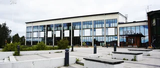 Inga nakna rumpor i Pontusbadets renoverade bastu