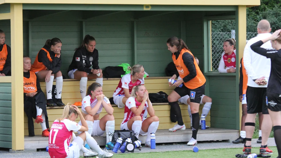 Besvikelsen var stor i Uppsala Fotboll efter matchen mot Bollstanäs.