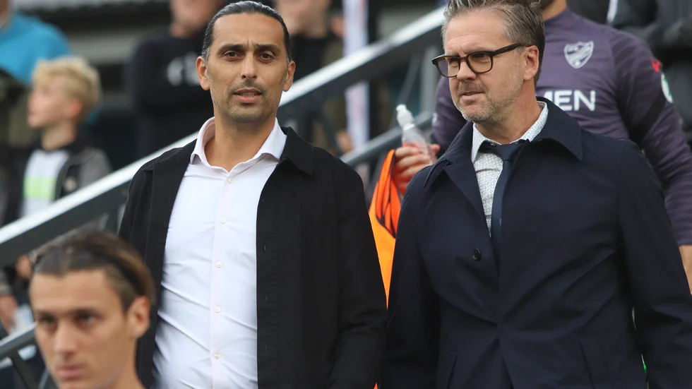 Jan Melle tillsammans med IFK Norrköpings tränare Rickard Norling inför sommarens möte med i Svenska cupen är en av de roligaste upplevelserna Melle upplevt under drygt ett år i VFC.