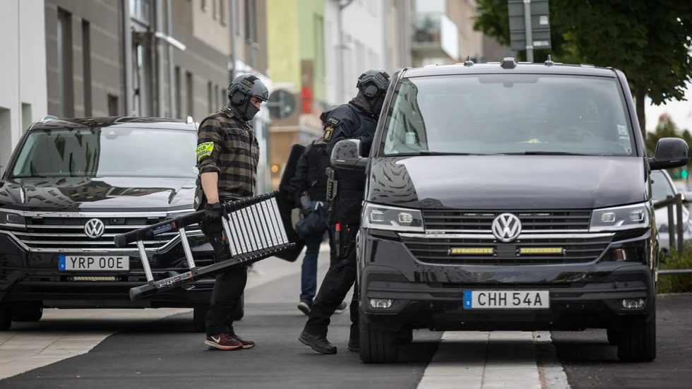 I nuläget vill polisen inte berätta vad tillslaget handlade om. 
