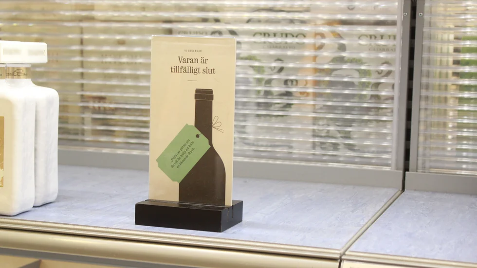Nu börjar Systembolagens leveransproblem märkas av även i Hultsfred och Vimmerby. Det är lite luckor här och var.
