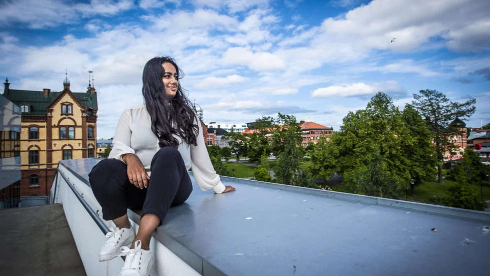 Genom att berätta sin historia vill Emma motivera andra adopterade att söka sina rötter.