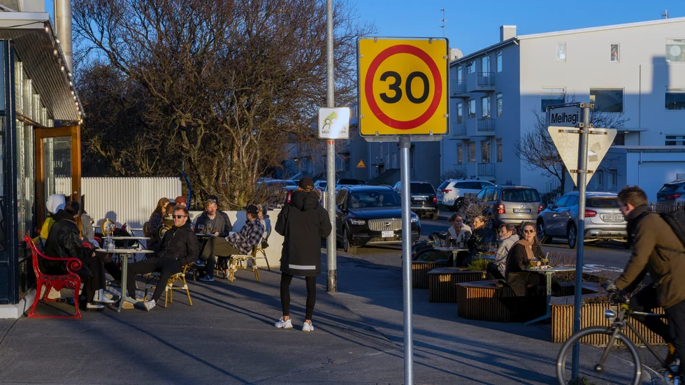Restauranger i Island måste åter stänga tidigare på grund av coronapandemin. Arkivbild.