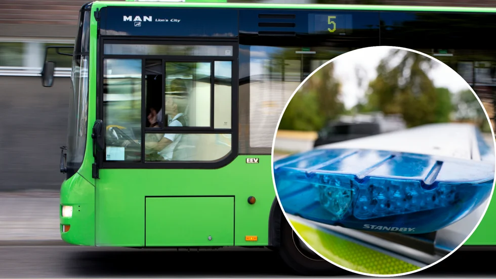 Det var när busskontrollanten ville se biljetten som den 60-åriga passageraren knuffade henne i bröstet. Nu åtalas han och riskerar att få betala skadestånd.