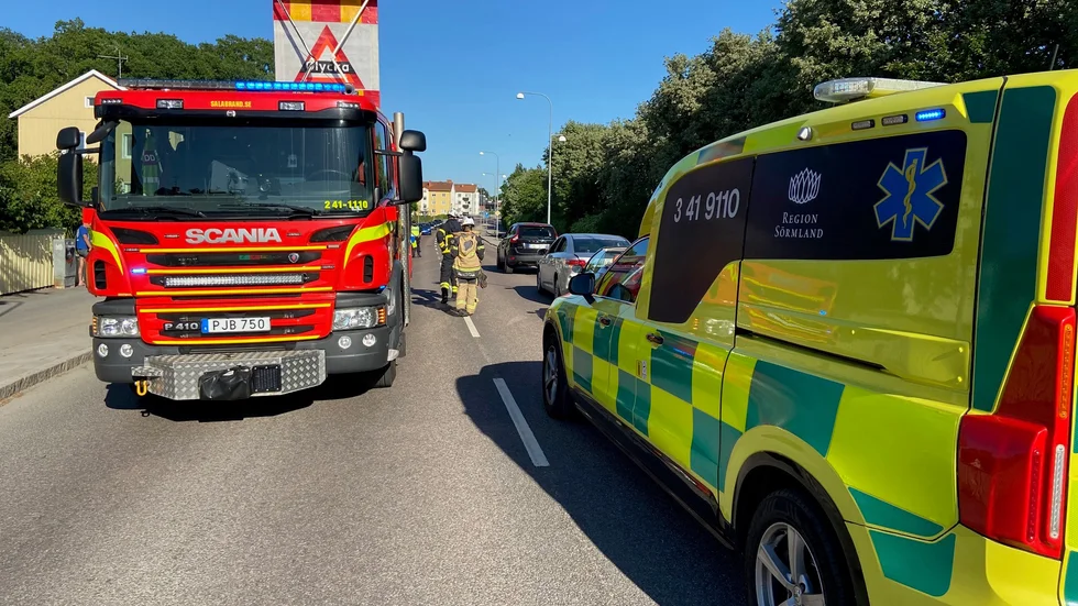 Det blev stopp på Västeråsvägen efter en olycka med flera bilar inblandade på torsdagskvällen.