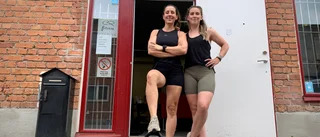 Går mot matfattigdom – Lina och Carola ska ta 100 000 steg för att samla in pengar