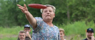 Nya discgolfbanan invigd. "Utmaning för nybörjare"