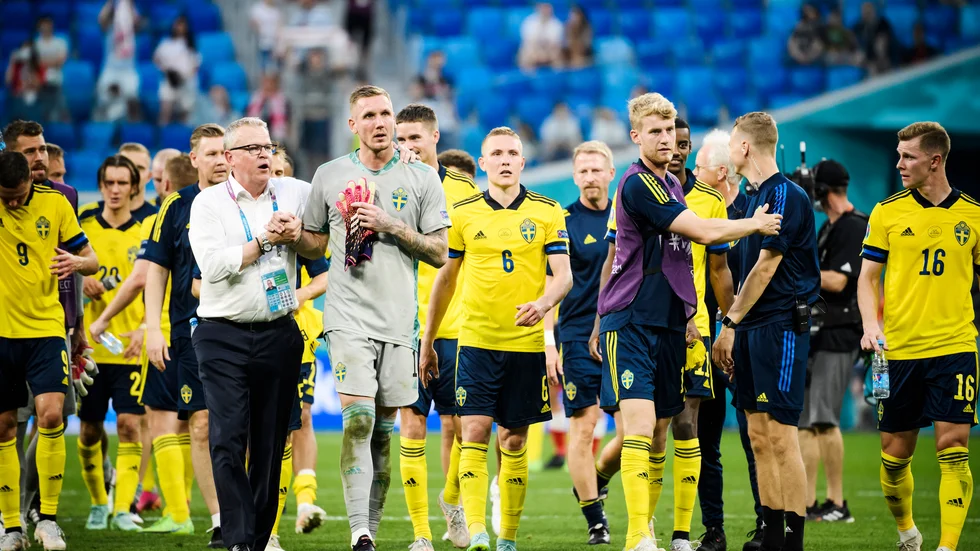 Fotbollslandslaget efter segern över Polen som ger klirr i förbundets kassa.