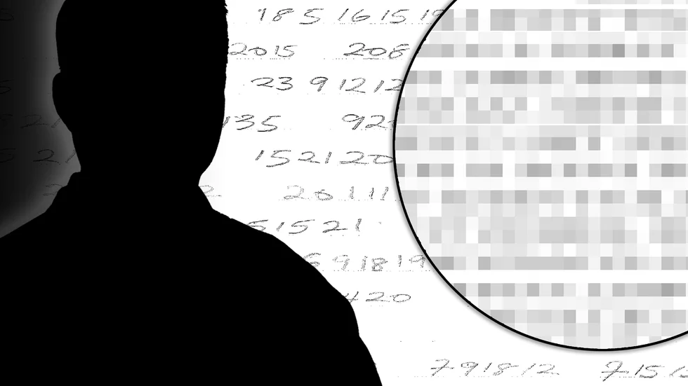 Kriminalvårdens säkerhetsavdelning har knäckt de kodade breven som skickades till mannen i paret som dömdes för inblandning i knarkcentralen.