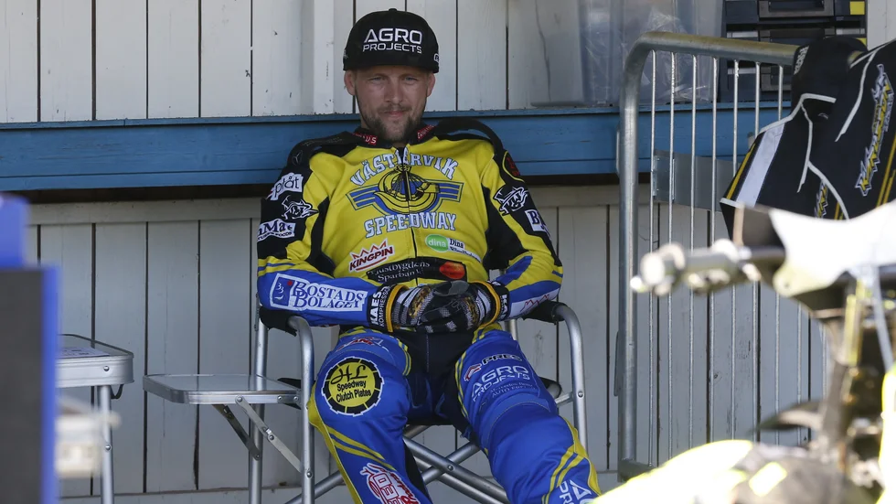 Artem Laguta kan vara nöjd med sin egen insats efter han tagit 16 av 18 poäng.