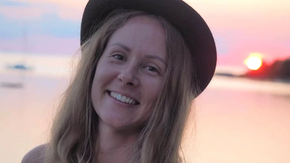 Estradpoesin har tvingats bli digital under det senaste året. Kitty Jogenby har tävlat i Poetry slam i Uppsala. 