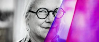 För Karin Sundvall spelar kostymen stor roll • "Jag återkommer alltid till det textila "