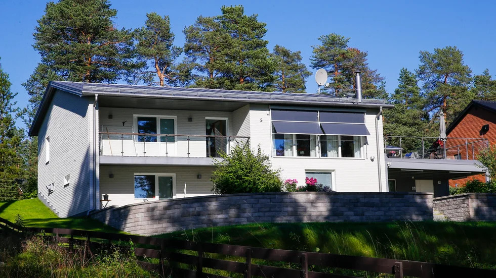 Villan på Slipvägen är Luleås nya rekordvilla när det kommer till pris. Den såldes nyligen för 10 750 000 kronor och är första villan över tiomiljonersgränsen.