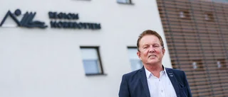 Backgård om uppmärksammade tv-intervjun: "Vi försökte redan 2020" • Nu uppfylls ambulanslöftet