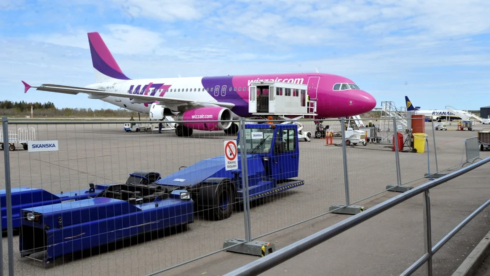 Nu är Skavsta flygplats i Nyköping ensamma i Sverige om att erbjuda resor till och från Ukraina. Wizz Air är flygbolaget som reser från Skavsta till Kiev.