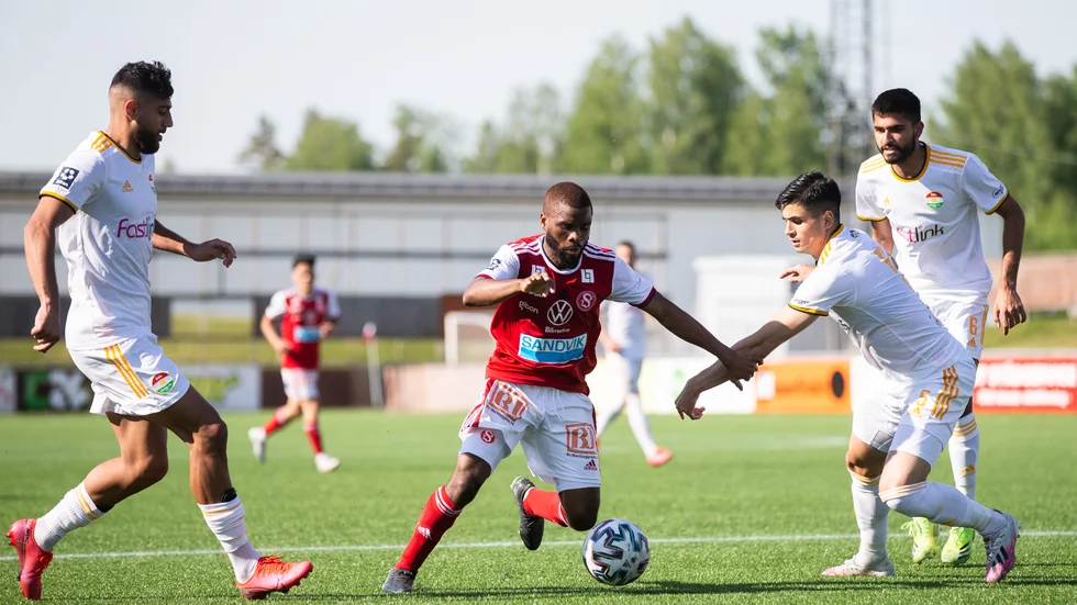 Dalkurd i säsongens tidigare möte mot Sandviken. 