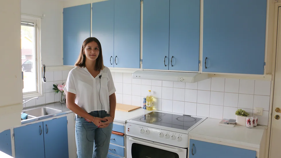 Det blå köket blev avgörande. "Här kan jag bo" tänkte Thea Carlsson, 18, när hon fick se det första gången.