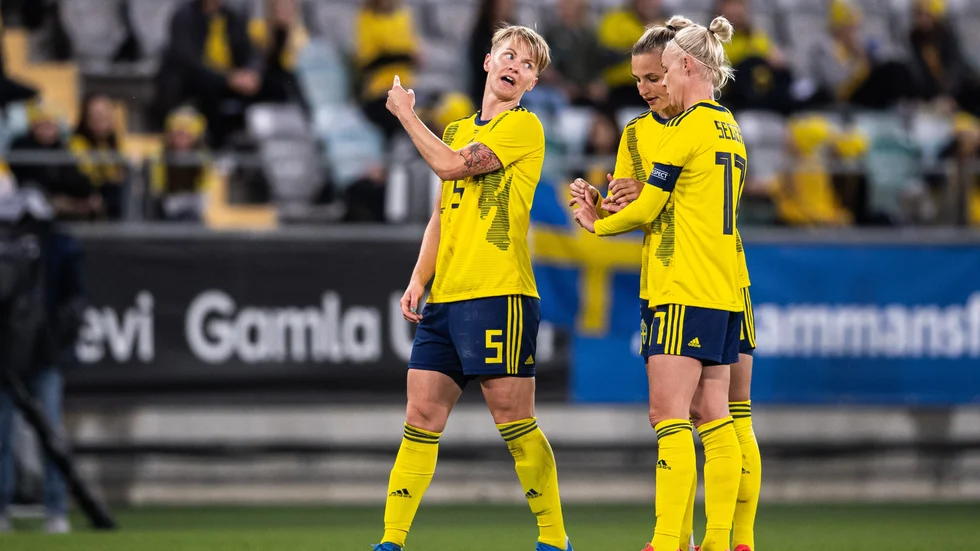 Nilla Fischer är tillbaka i LFC efter kvalsegern mot Georgien.