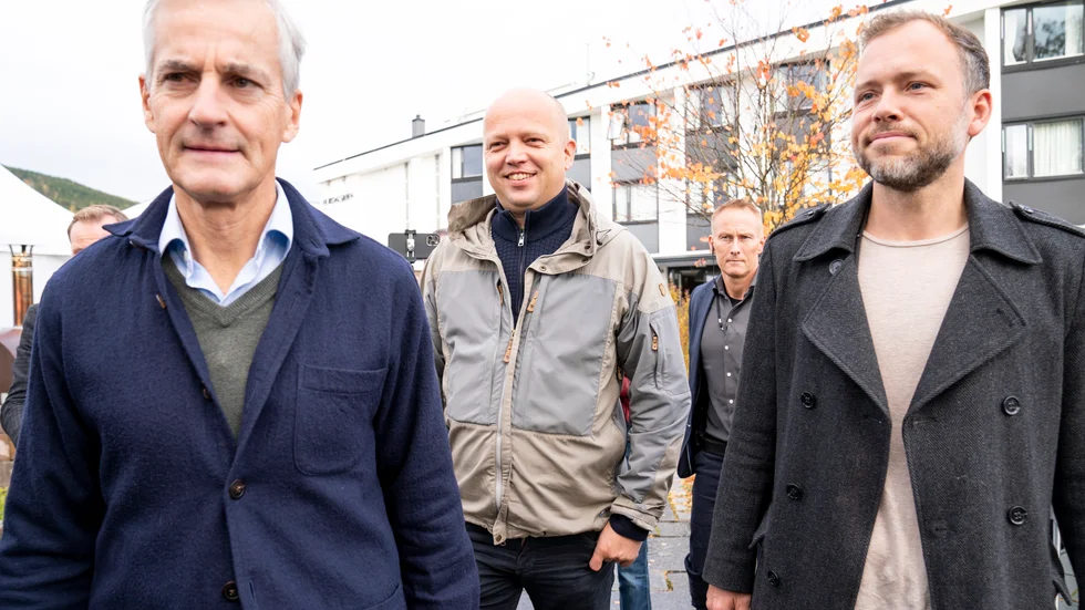 Jonas Gahr Støre (A) träffar under torsdagen Trygve Slagsvold Vedum (SP) och Audun Lysbakken (SV).